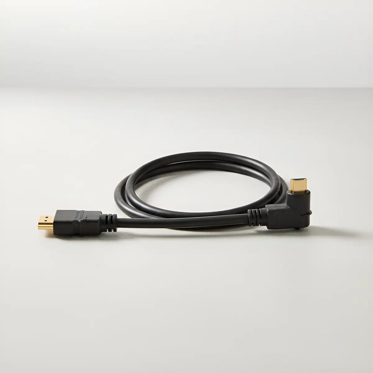 Cabo HDMI 3m 90 Graus Conector ouro preto